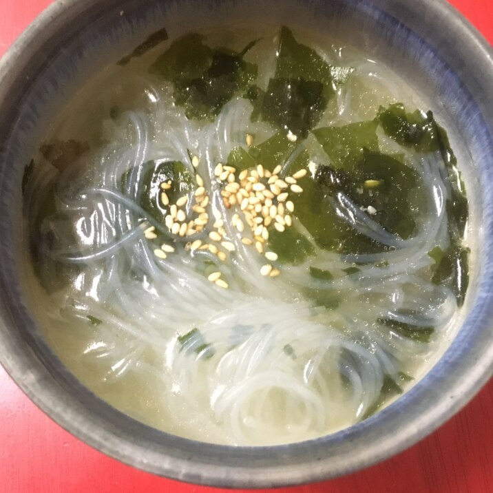 春雨とわかめの中華スープ